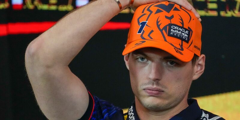 Formel-1-Weltmeister Max Verstappen betrauert den Tod seines Landsmanns Dilano van't Hoff. - Foto: Darko Vojinovic/AP/dpa