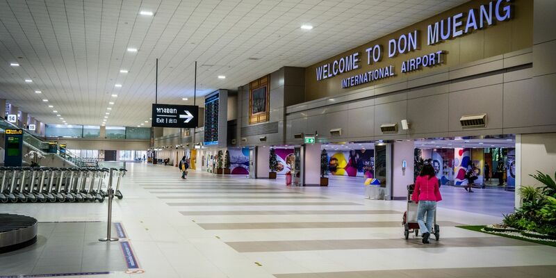 Der Flughafen Don Mueang in Bangkok (Symbolbild). - Foto: Matt Hunt/SOPA Images via ZUMA Press Wire/dpa