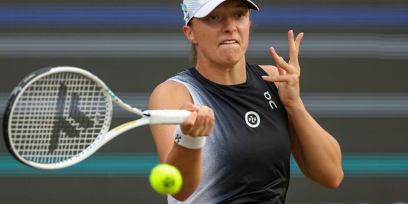 Polen Tennisstar Iga Swiatek hat in der Nacht Fieber bekommen. - Foto: Joaquim Ferreira/dpa