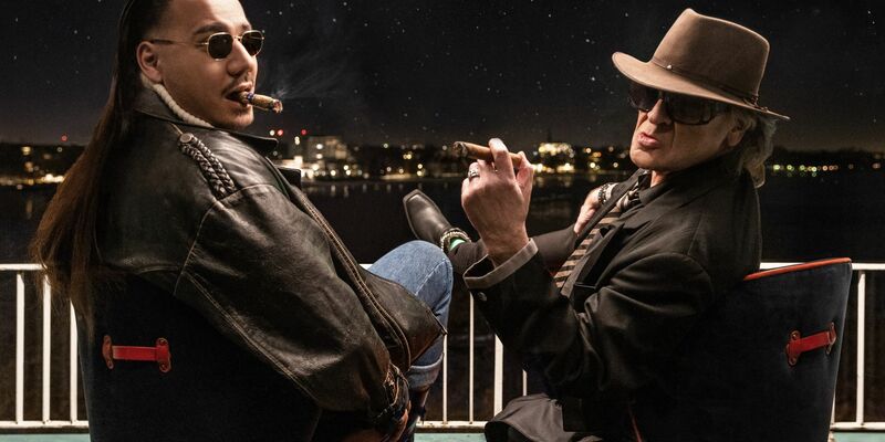 «Komet» von Udo Lindenberg und Apache 207 (l) ist ein Superhit. - Foto: Tine Acke/Warner Music/dpa
