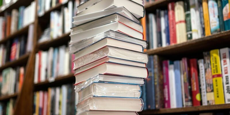 Die Buchbranche sieht sich mit vielen Krisen konfrontiert, blickt aber optimistisch in die Zukunft. - Foto: Frank Rumpenhorst/dpa/Frank Rumpenhorstdpa