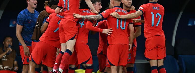 England steht erstmals seit 2009 wieder im Endspiel einer U21-EM. - Foto: Tamuna Kulumbegashvili/AP