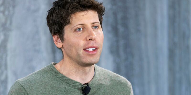 OpenAI-Chef Sam Altman arbeitet mit seiner Firma an der Kontrolle digitaler Superintelligenzen. - Foto: Stephen Brashear/AP/dpa