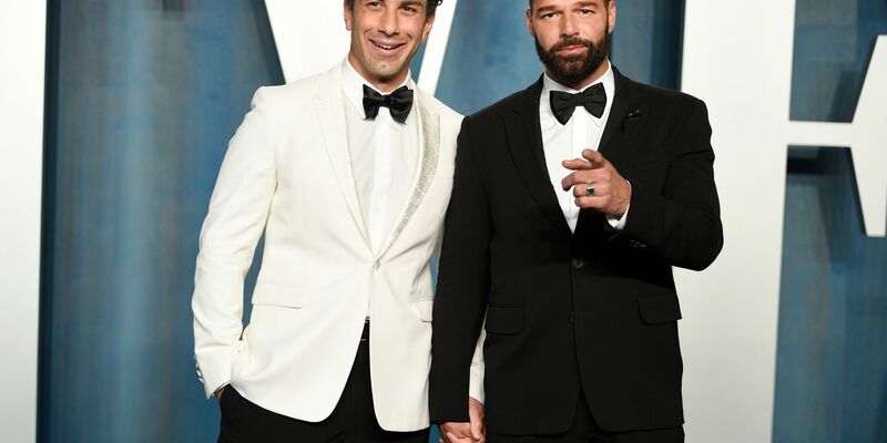 Ricky Martin (r) und Jwan Yosef bei der Vanity Fair Oscar Party (2022). - Foto: Evan Agostini/Invision/AP/dpa