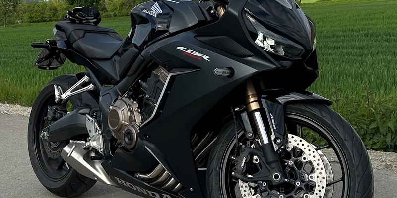 FW-AUR: Kleinkind aus Fahrzeug befreit - Foto: presseportal.de