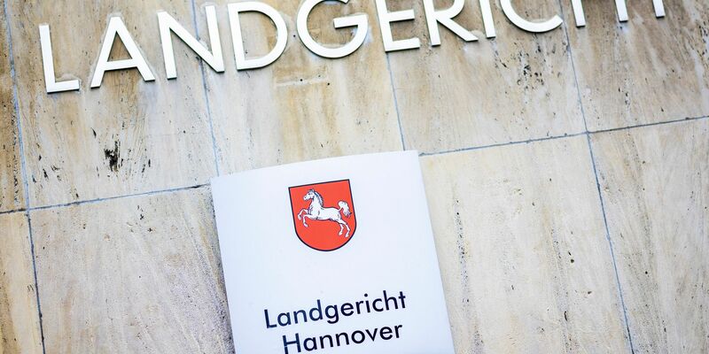 Heute beginnt vor dem Landgericht Hannover der Prozess gegen einen Musiker des Schleswig-Holsteinischen Sinfonieorchesters. - Foto: Moritz Frankenberg/dpa