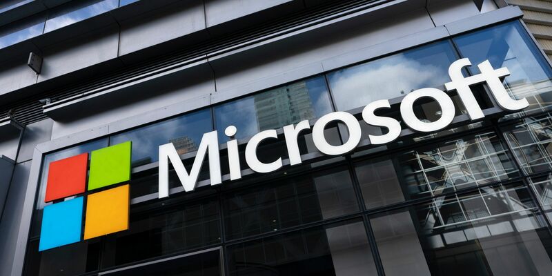 Microsoft-Bürogebäude in New York. - Foto: Mark Lennihan/AP/dpa