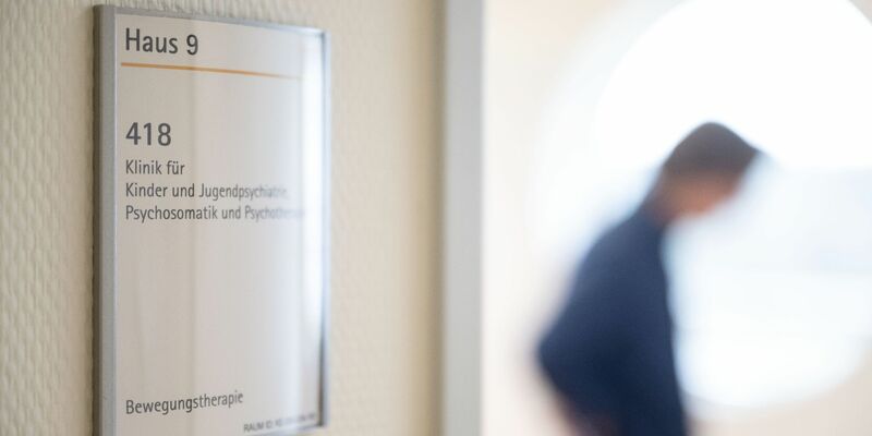 Der Anteil von Klinikbehandlungen wegen psychischer Erkrankungen steigt kontinuierlich. - Foto: Marijan Murat/dpa