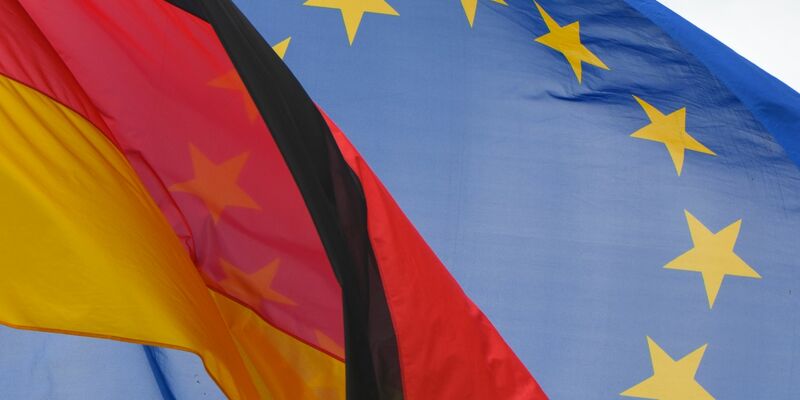 Die Kommission wacht als Hüterin der Verträge darüber, ob sich die Mitgliedsstaaten an EU-Recht halten. Das gilt auch für Deutschland. - Foto: Patrick Pleul/dpa-Zentralbild/dpa