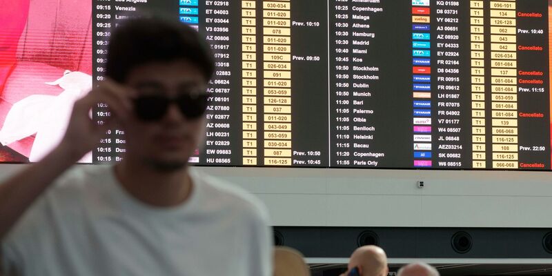 In Italien streikt das Bodenpersonal an Flughäfen - auch deutsche Reisende sind davon betroffen. - Foto: Gregorio Borgia/AP/dpa