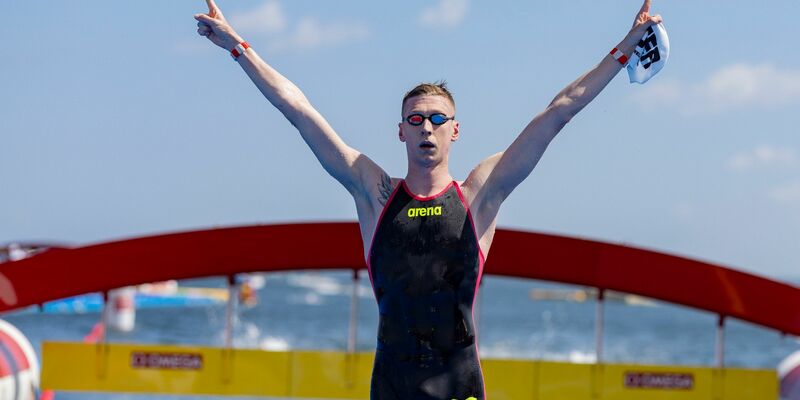 Schied im Vorlauf über 800 Meter überraschend aus: Florian Wellbrock. - Foto: Jo Kleindl/DSV/dpa