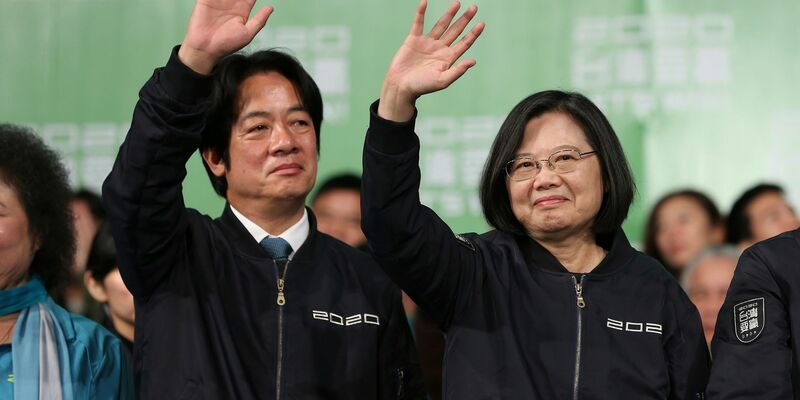 Taiwans chinakritische Präsidentin Tsai Ing-wen und ihr Stellvertreter William Lai bei einer Veranstaltung in Taipeh (Archivbild). - Foto: Chiang Ying-Ying/AP/dpa