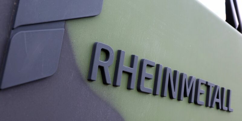 Rheinmetall soll der Bundeswehr mehrere Hunderttausend Artilleriegeschosse liefern. - Foto: Karl-Josef Hildenbrand/dpa