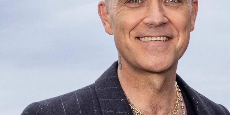 Williams kämpft nach eigenen Angaben mit einer Wahrnehmungsstörung hinsichtlich seines Körpers. Er fühle sich ständig hässlich, so der Brite. - Foto: Joel C Ryan/Invision via AP/dpa