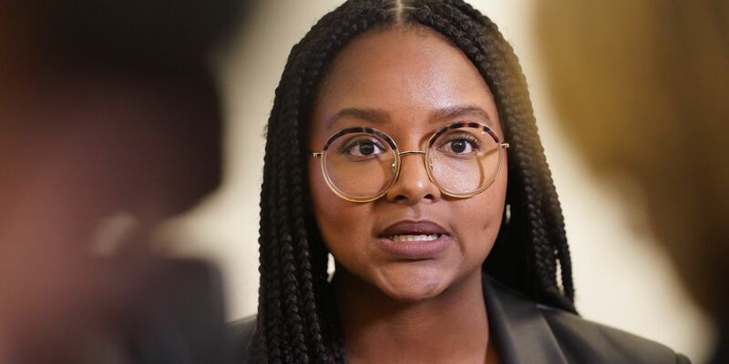 Aminata Touré ist Ministerin für Soziales, Jugend, Familie, Senioren, Integration und Gleichstellung in Schleswig-Holstein. - Foto: Marcus Brandt/dpa