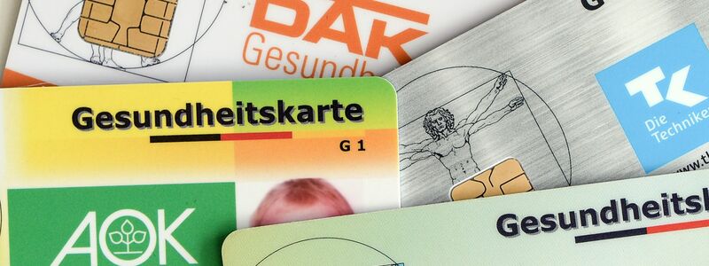 Die Krankenversicherung wird immer teurer. - Foto: Jens Kalaene/dpa-Zentralbild/dpa