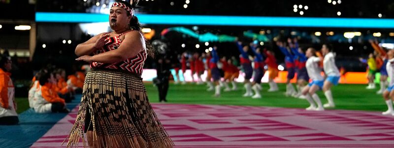 Die indigenen Völker der Gastgeberländer Neuseeland und Australien standen bei der WM-Eröffnungsfeier im Mittelpunkt. - Foto: Abbie Parr/AP/dpa