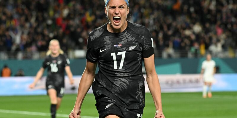 Matchwinnerin beim WM-Auftakt in Auckland: Hannah Wilkinson. - Foto: Andrew Cornaga/AP/dpa