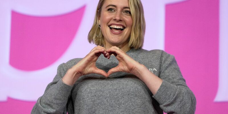 Greta Gerwig stellt «Barbie» im südkoreanischen Seoul vor. - Foto: Lee Jin-man/AP/dpa