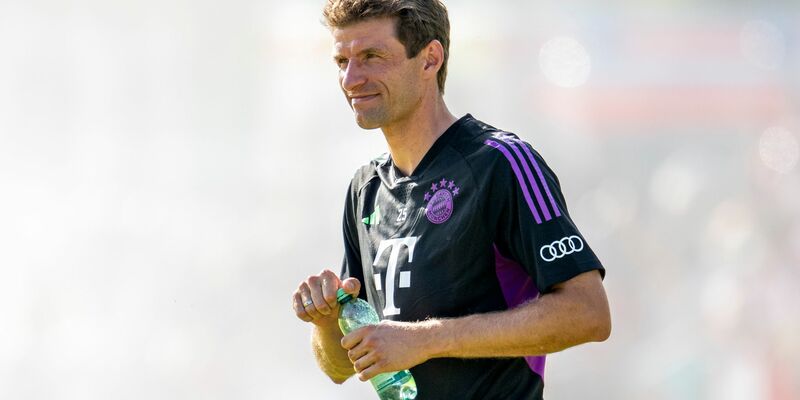 Münchens Thomas Müller verpasst die Asienreise mit dem FC Bayern. - Foto: David Inderlied/dpa