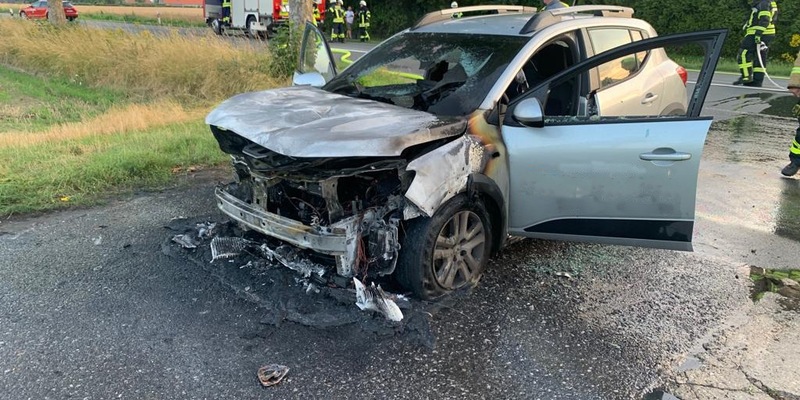 FW-KLE: Fahrzeugbrand - Foto: presseportal.de