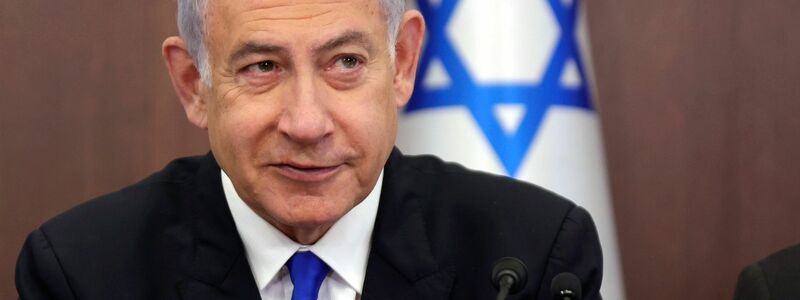 Israels Premierminister Benjamin Netanjahu muss operiert werden. - Foto: Abir Sultan/EPA POOL via AP/dpa