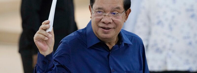Regierungschef Hun Sen ist seit fast 40 Jahren an der Macht. - Foto: Heng Sinith/AP/dpa