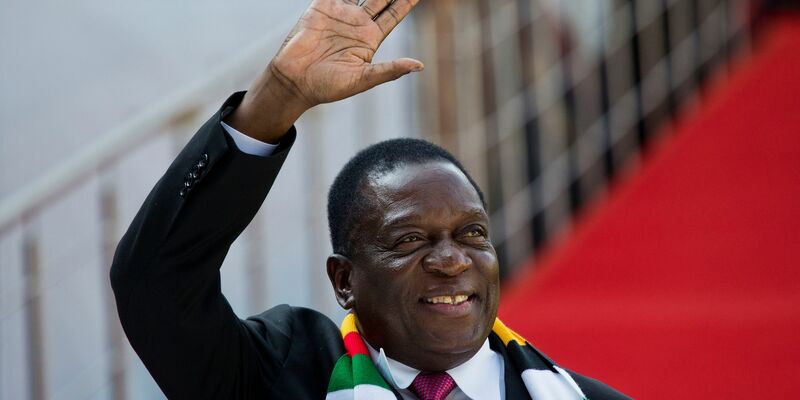 Simbabwes Präsident Emmerson Mnangagwa strebt eine zweite fünfjährige Amtszeit an. - Foto: Jerome Delay/AP/dpa