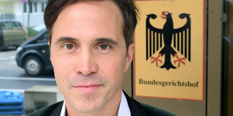 Kläger Martin Kilger vor dem Bundesgerichtshof in Karlsruhe - Foto: Uli Deck/dpa