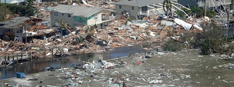 Der Hurrikan hat schwere Schäden in Fort Myers (Florida). - Foto: Joe Cavaretta/Sun Sentinel via ZUMA Press Wire/dpa