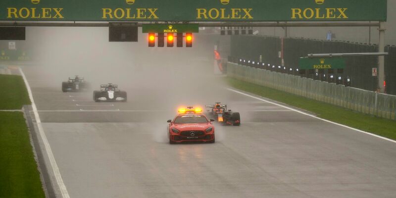 Für das kommende Formel-1-Wochenende wird erneut viel Regen in Belgien erwartet. - Foto: Francisco Seco/PA Wire/dpa