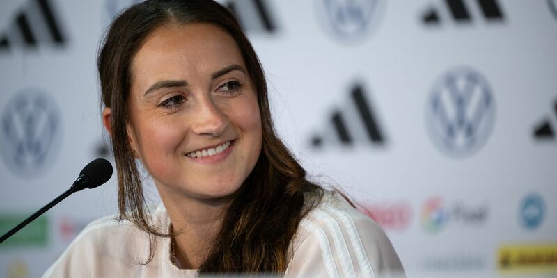 Erstmals bei der EM in der Startelf: Sara Däbritz  - Foto: Sebastian Christoph Gollnow/dpa