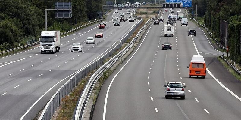Autobahn (Archiv) - Foto: ?ber dts Nachrichtenagentur