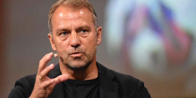 Bundestrainer Hansi Flick äußerte sich zu Manuel Neuer und Thomas Müller. - Foto: Carmen Jaspersen/dpa