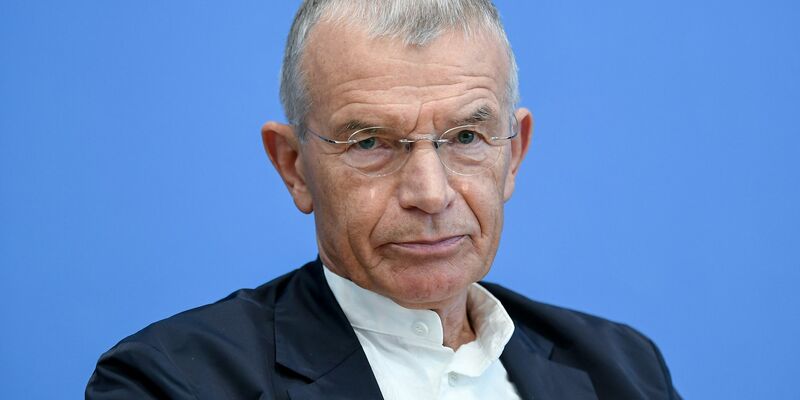Sozialwissenschaftler Klaus Hurrelmannn: Die ganze Gesellschaft leidet an einer «posttraumatischen Belastungsstörung». - Foto: Britta Pedersen/dpa-Zentralbild/dpa
