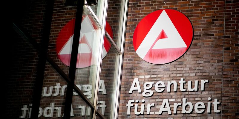 Die Zahl der Arbeitslosen in Deutschland ist im Juli erneut gestiegen. - Foto: Hauke-Christian Dittrich/dpa