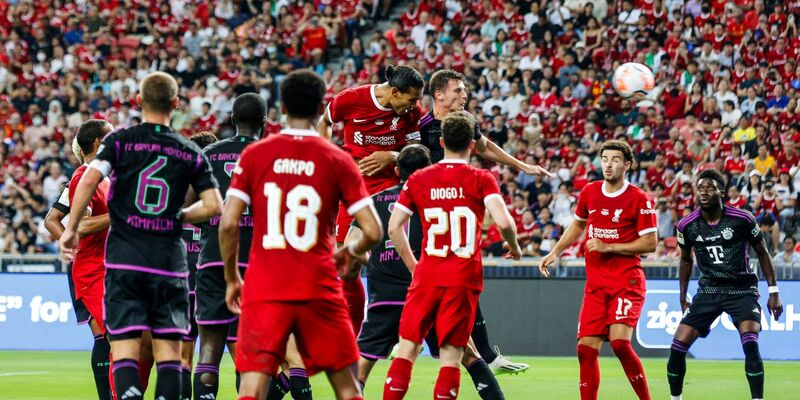Die Bayern setzten sich gegen Liverpool nach einem 0:2-Rückstand noch mit 4:3 durch. - Foto: Danial Hakim/AP/dpa