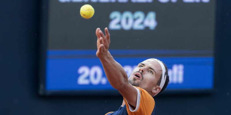 Schied in Kitzbühel im Achtelfinale aus: Daniel Altmaier. - Foto: Expa/Johann Groder/APA/dpa