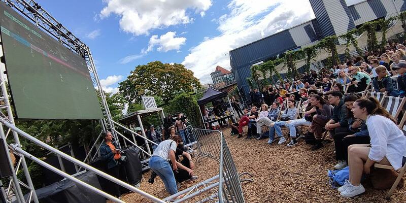 Public Viewing im Berliner Biergarten BRLO am 03.08.2023 - Foto: ?ber dts Nachrichtenagentur