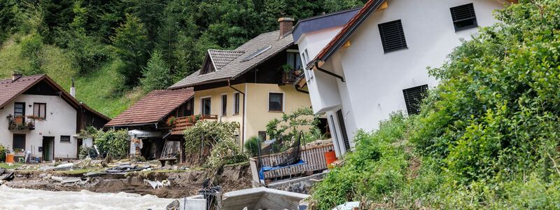 Die verheerenden Überschwemmungen in Slowenien richteten enorme Schäden an. - Foto: Luka Dakskobler/SOPA Images via ZUMA Press Wire/dpa