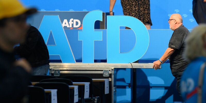 In Sachsen ist die AfD nach einer neuesten Umfrage derzeit die stärkste Partei. - Foto: Klaus-Dietmar Gabbert/dpa