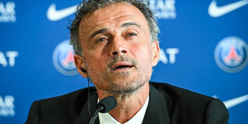 Verzichtet beim Saisonauftakt auf zwei seiner Stars: PSG-Coach Luis Enrique. - Foto: Matthieu Mirville/ZUMA Press Wire/dpa