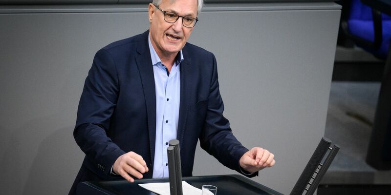 Der ehemalige Linkenchef Bernd Riexinger äußert sich zur Zukunft der Partei. - Foto: Bernd von Jutrczenka/dpa