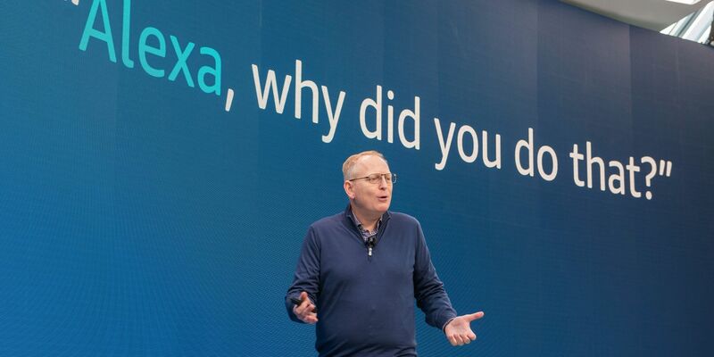 Dave Limp führte Amazons Geräte-Sparte seit 2010. - Foto: Andrej Sokolow/dpa/Archiv