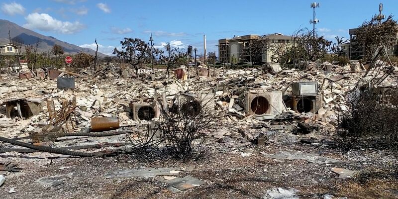 Auf Maui wurde die Kleinstadt Lahaina besonders hart getroffen. - Foto: Yang Pingjun/XinHua/dpa