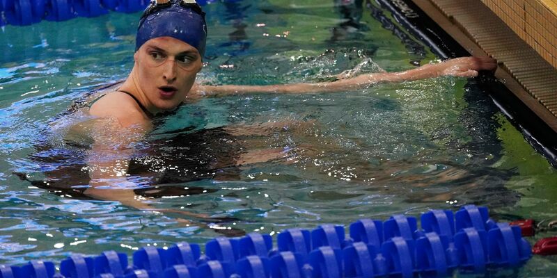 Vor allem im Zusammenhang mit der US-Amerikanerin Lia Thomas hatte die Diskussion um die Teilnahme von Transgendern an Intensität zugenommen. - Foto: John Bazemore/AP/dpa