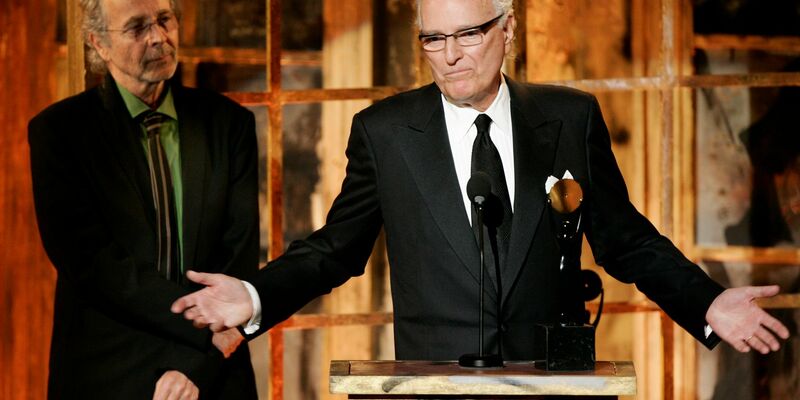 Jerry Moss (r) und Herb Alpert bei ihrer Aufnahme in die Rock and Roll Hall of Fame in New York. - Foto: Jeff Christensem/AP/dpa