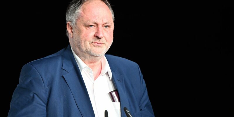 DHB-Präsident Andreas Michelmann sieht den deutschen Sport in einer schwierigen Situation. - Foto: Federico Gambarini/dpa