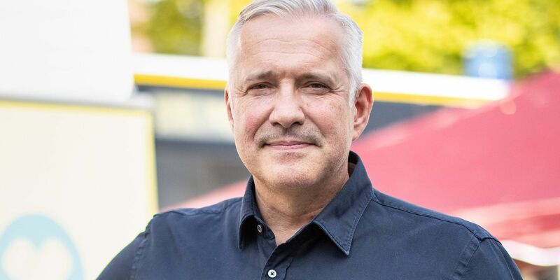 Alexander Herrmann möchte mit keinem Politiker tauschen. - Foto: Matthias Balk/dpa