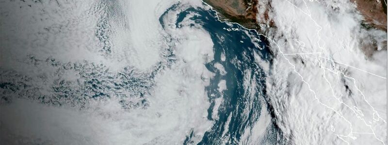 Der Hurrikan wird voraussichtlich starken Regen in Baja California und dem Nordwesten Mexikos verursachen. - Foto: Uncredited/NOAA/AP/dpa